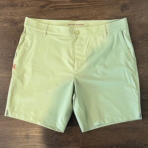 RHONE Resort Shorts Light Green 7” Inseam